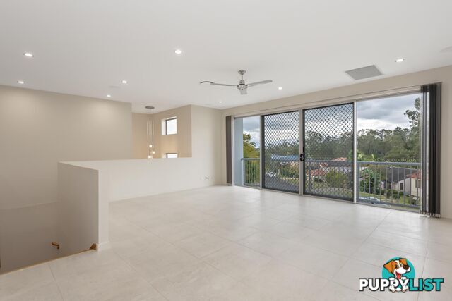 1/51 Canada Place ARUNDEL QLD 4214
