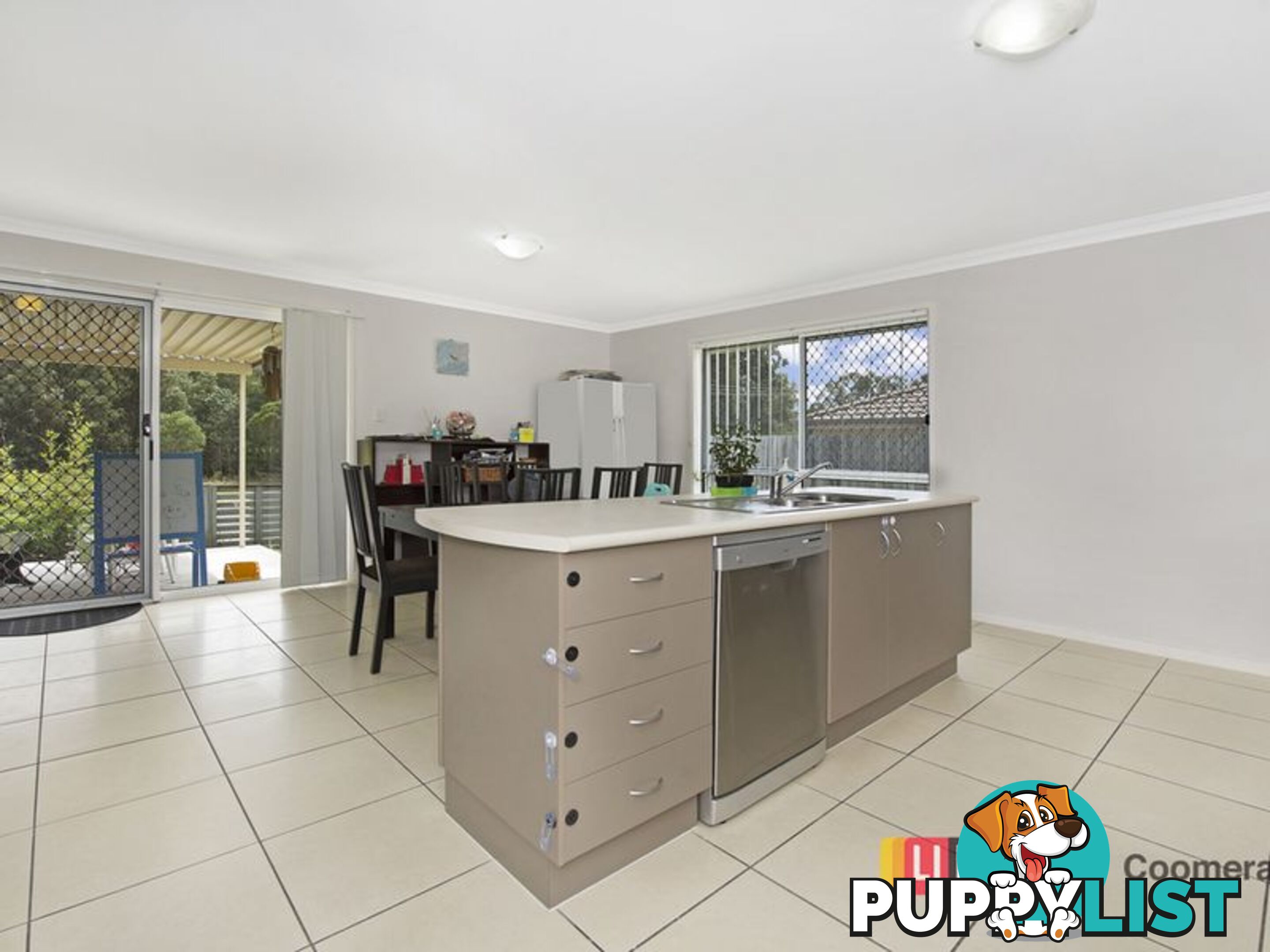 27 Firecrest Close UPPER COOMERA QLD 4209