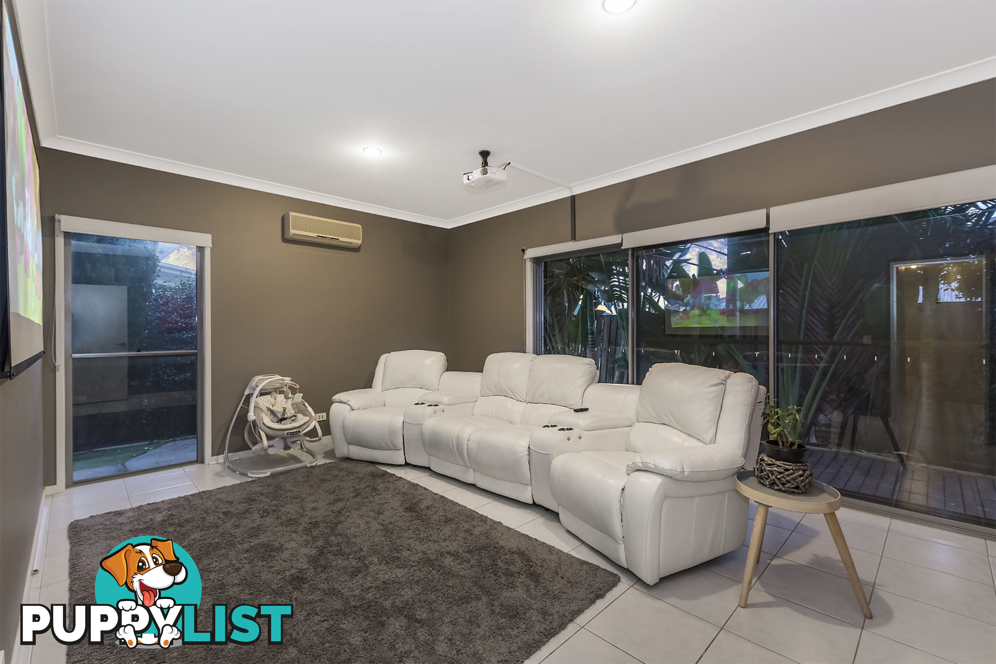 8 Bottletree Court COOMERA QLD 4209