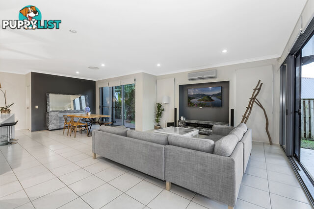 8 Bottletree Court COOMERA QLD 4209