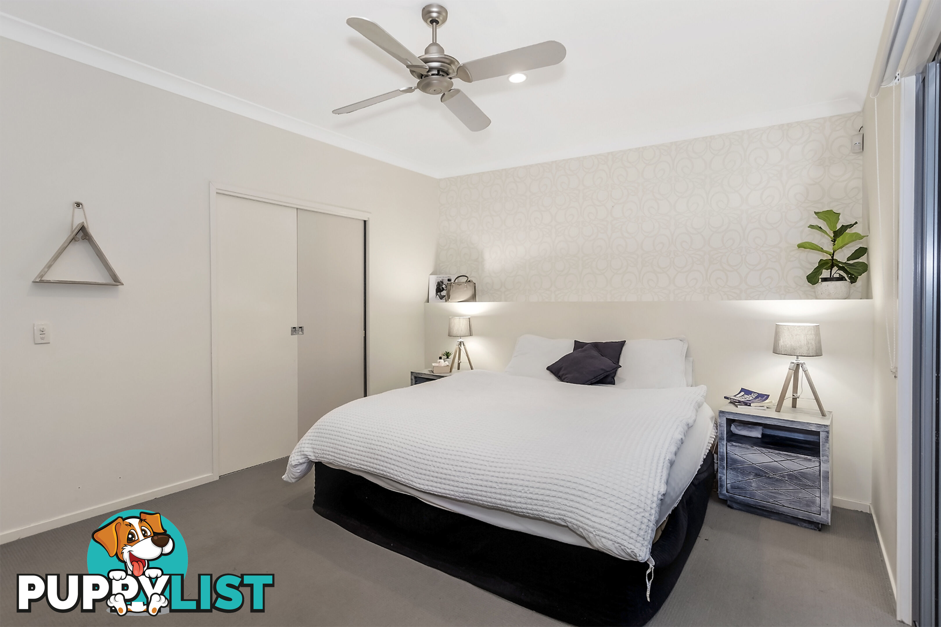 8 Bottletree Court COOMERA QLD 4209