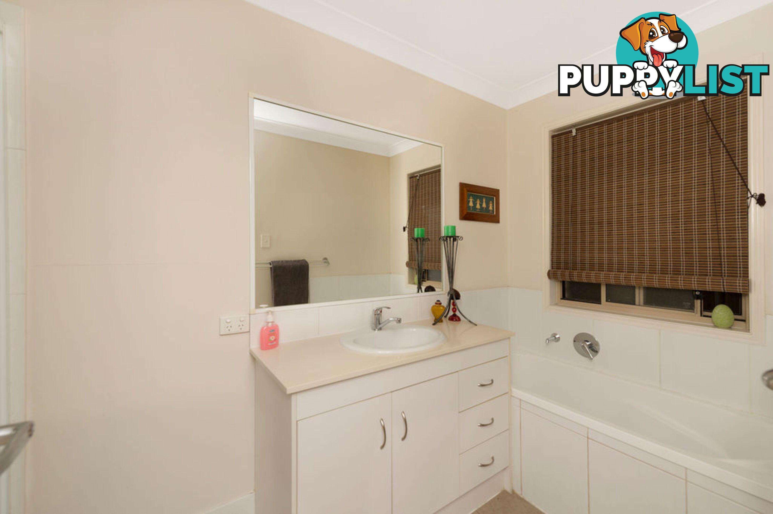 12 Kona Way PIMPAMA QLD 4209