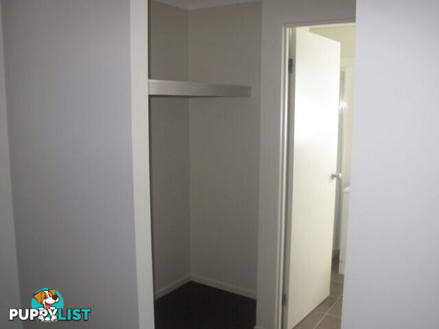 4A Charles Avenue PIMPAMA QLD 4209