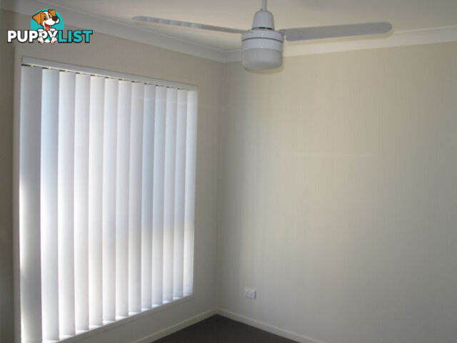 4A Charles Avenue PIMPAMA QLD 4209