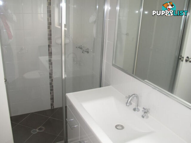 4A Charles Avenue PIMPAMA QLD 4209