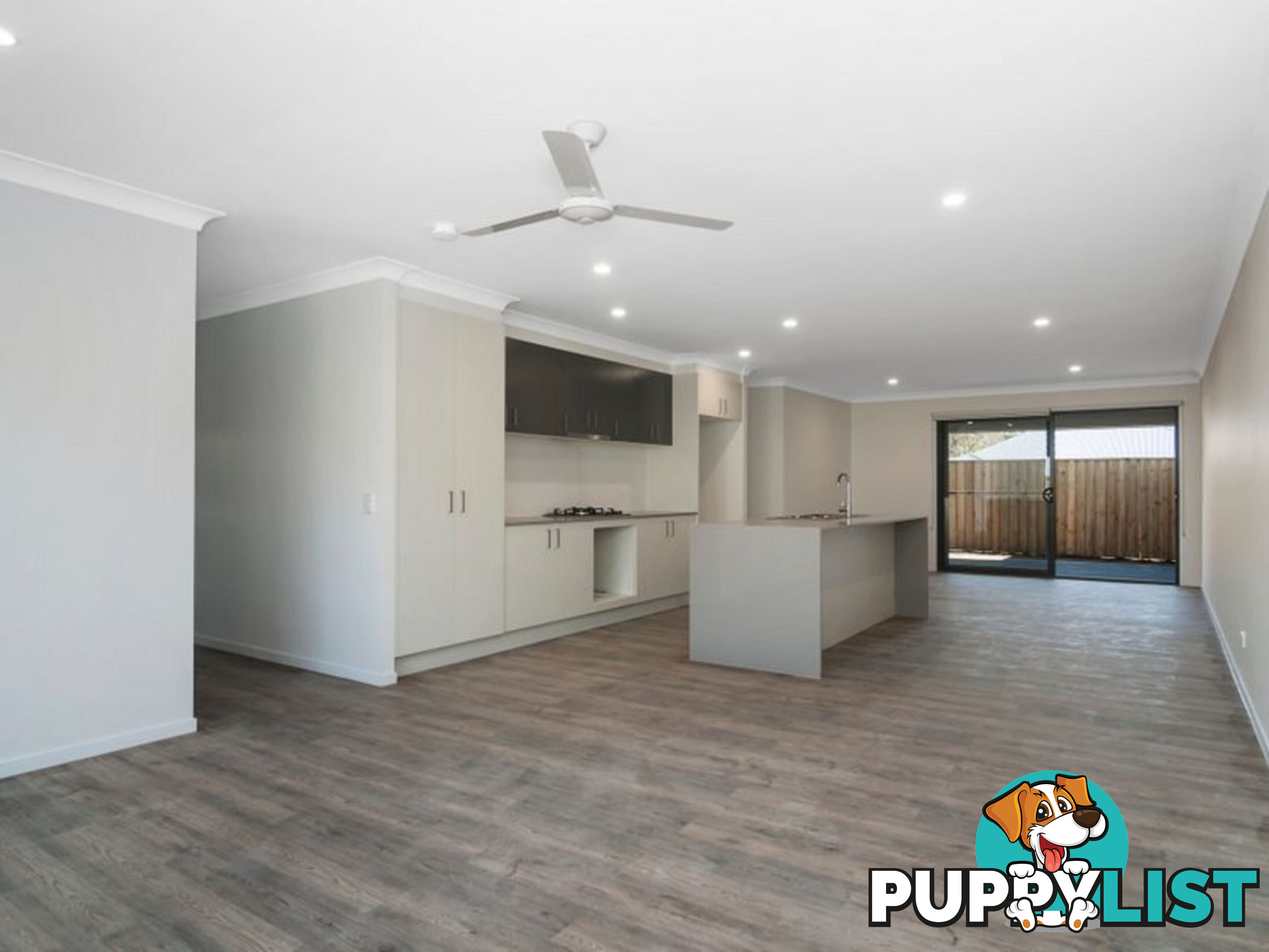 1/6 Pidgeon Street PIMPAMA QLD 4209