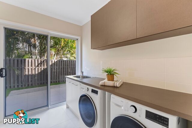 21 Rundle Avenue PIMPAMA QLD 4209