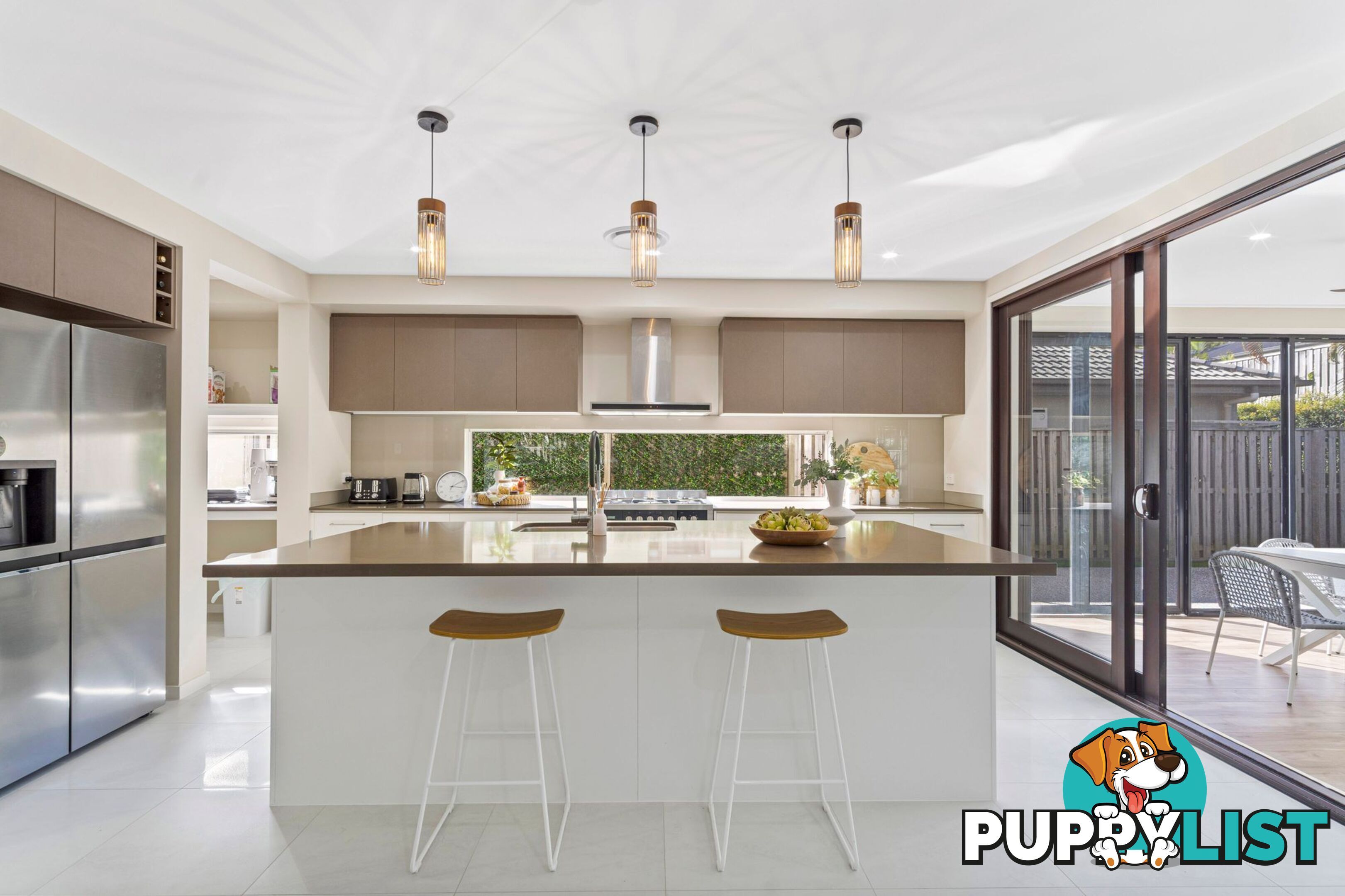 21 Rundle Avenue PIMPAMA QLD 4209
