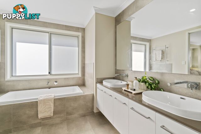 21 Rundle Avenue PIMPAMA QLD 4209