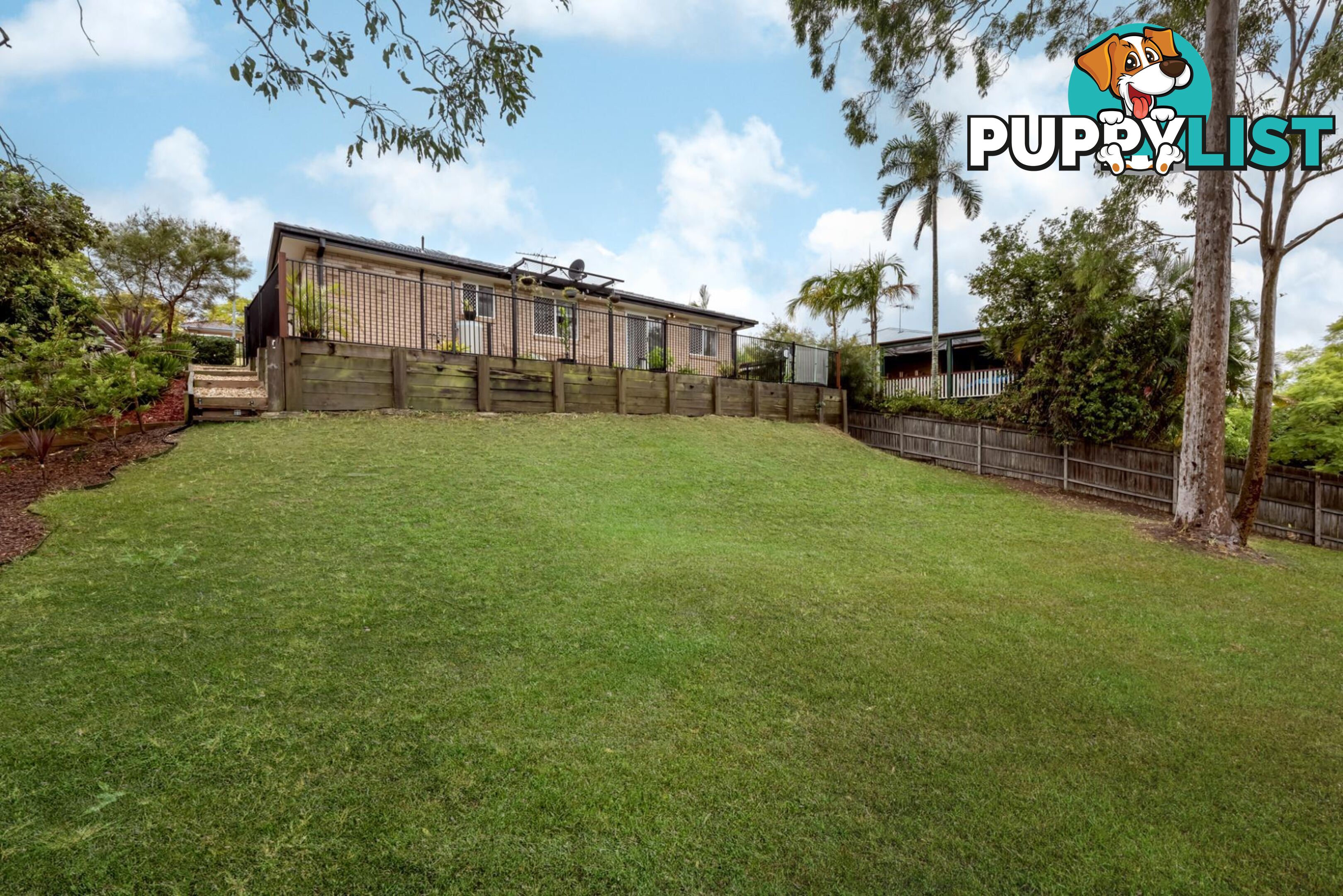 85 Overland  Drive EDENS LANDING QLD 4207