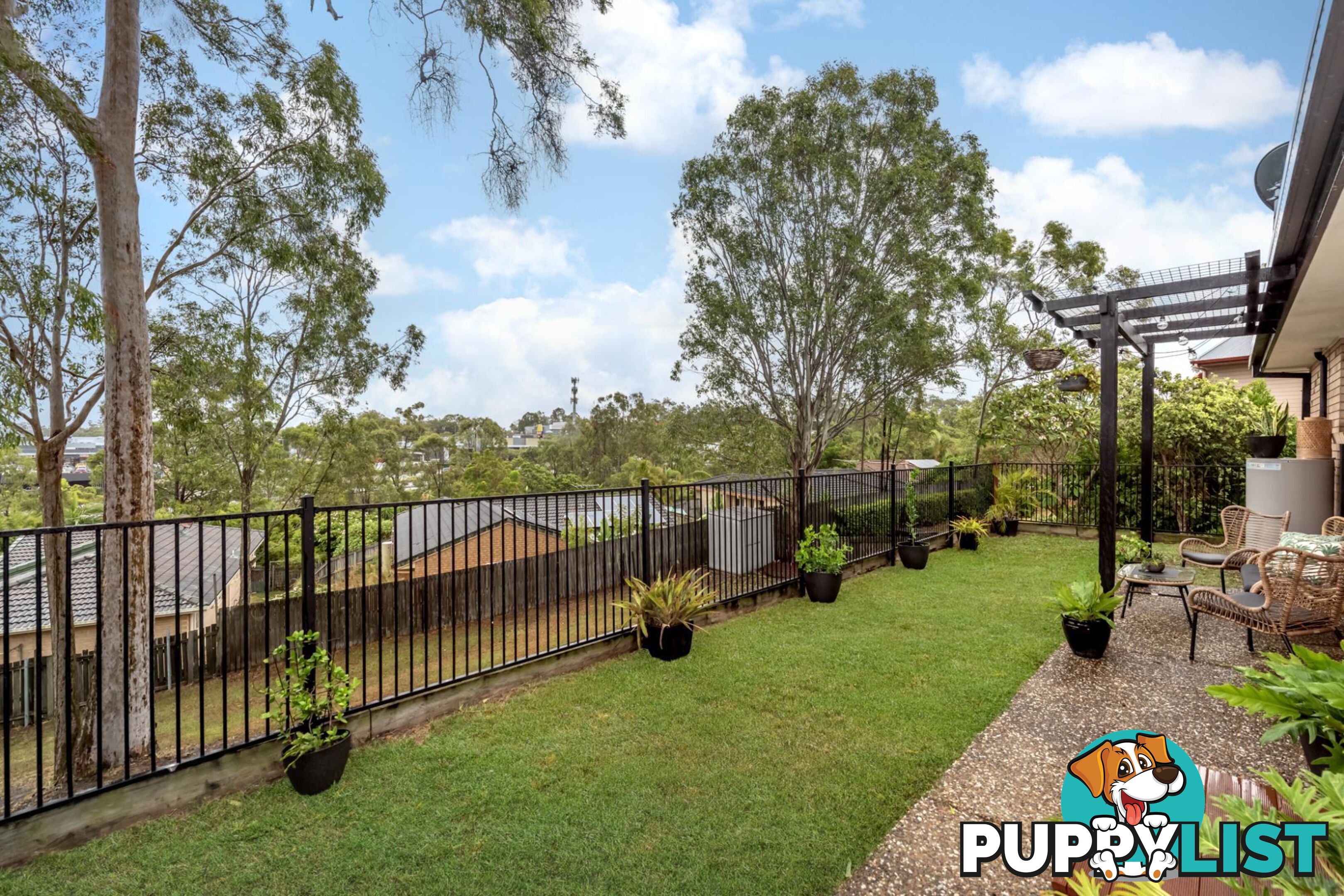 85 Overland  Drive EDENS LANDING QLD 4207