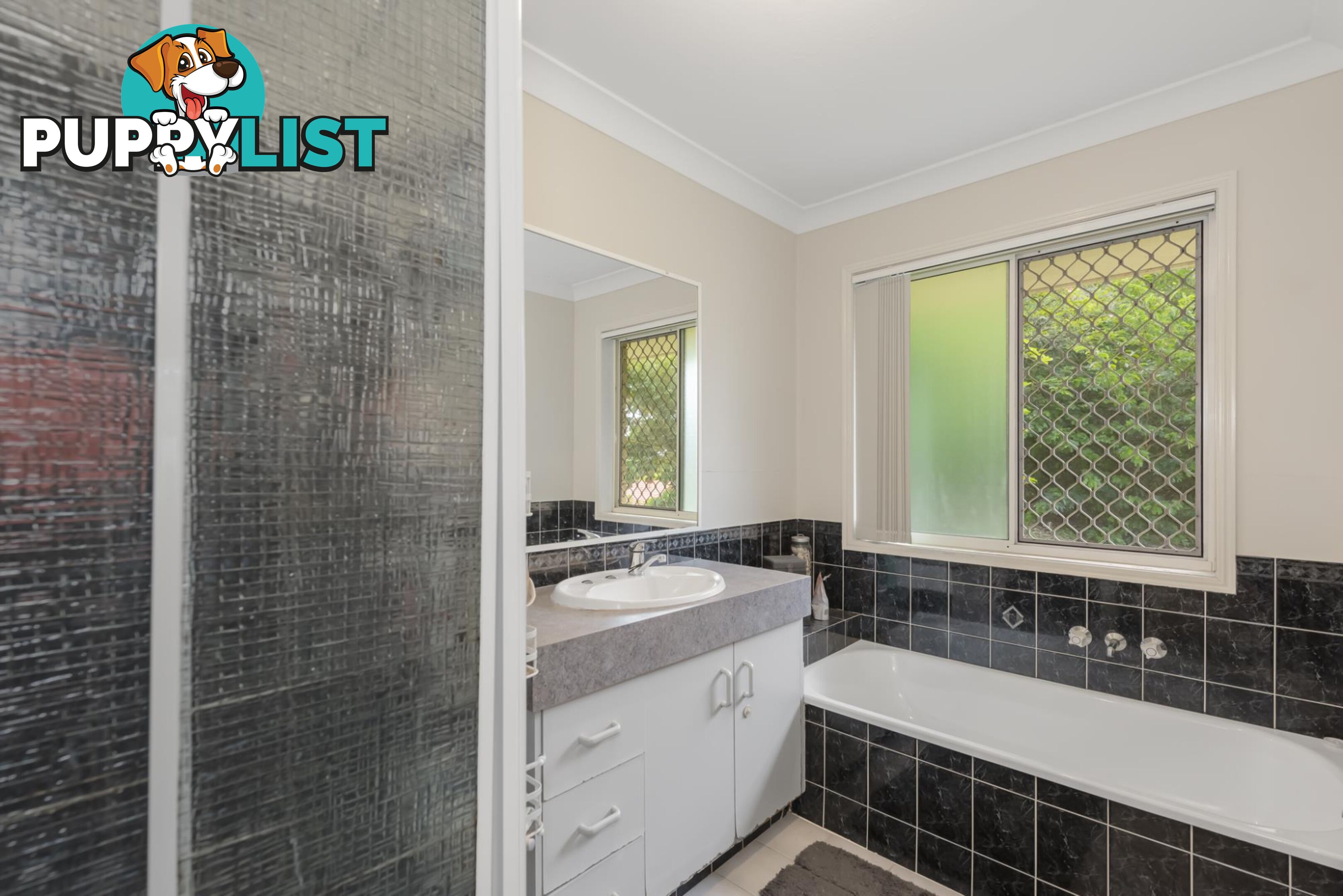 227 Universal Street OXENFORD QLD 4210