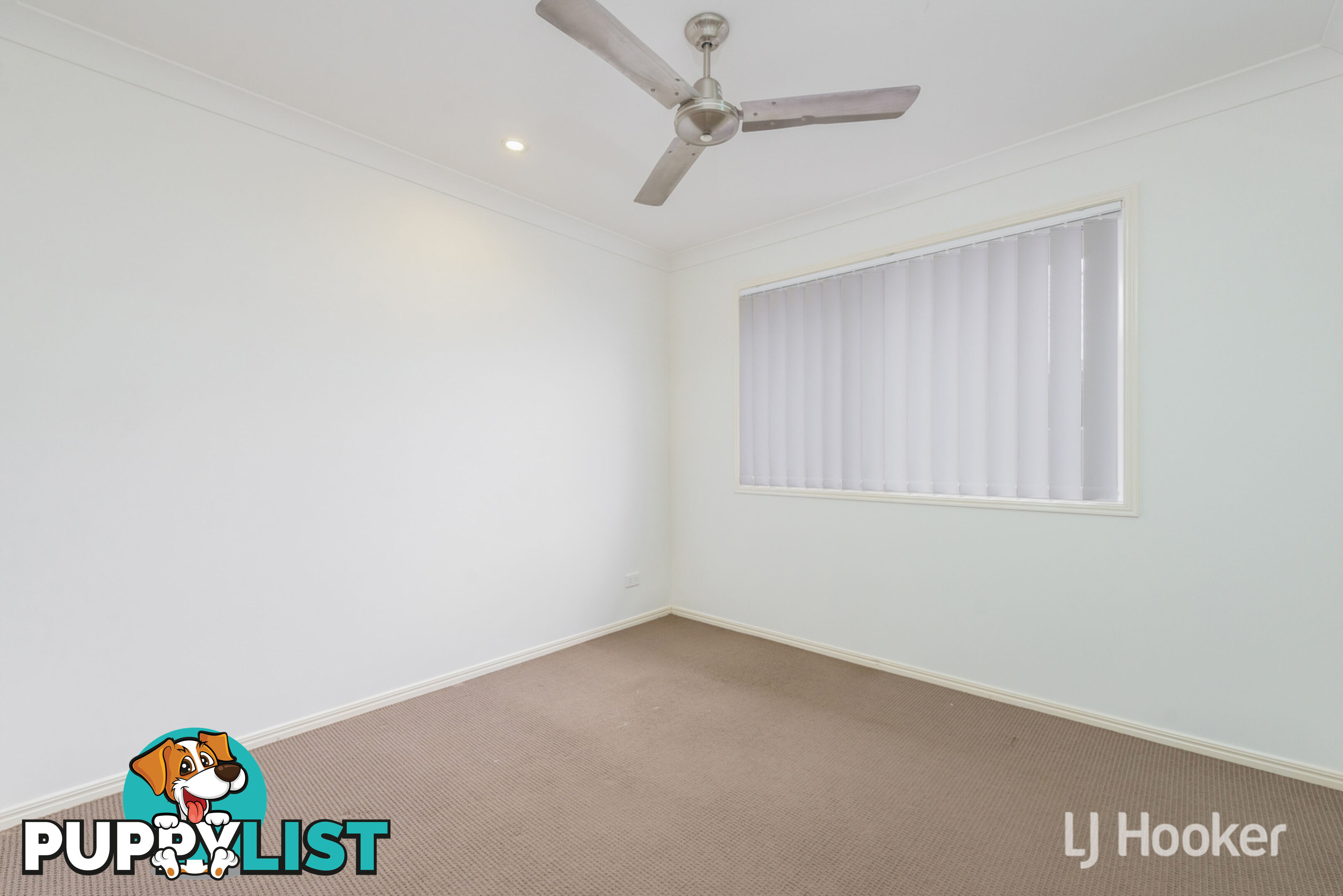 10 John Crescent PIMPAMA QLD 4209