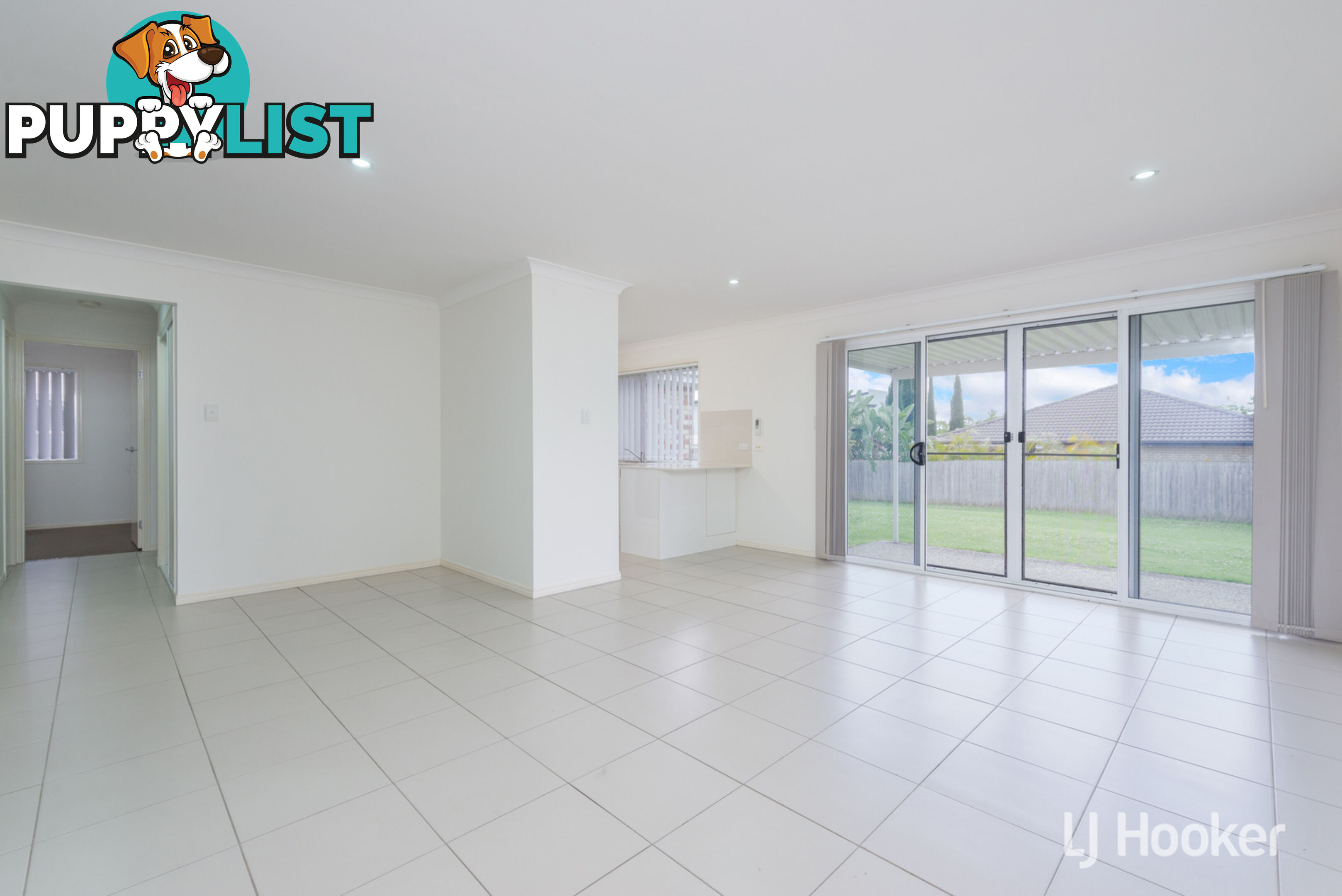 10 John Crescent PIMPAMA QLD 4209