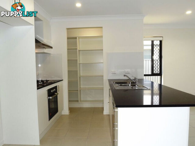 22 Azure Way COOMERA QLD 4209