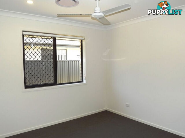 22 Azure Way COOMERA QLD 4209
