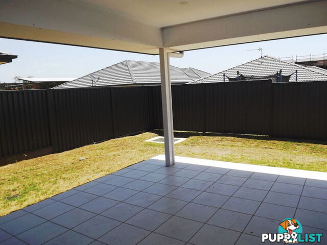 22 Azure Way COOMERA QLD 4209