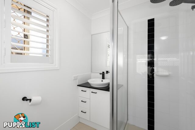 13 Kingair Road UPPER COOMERA QLD 4209