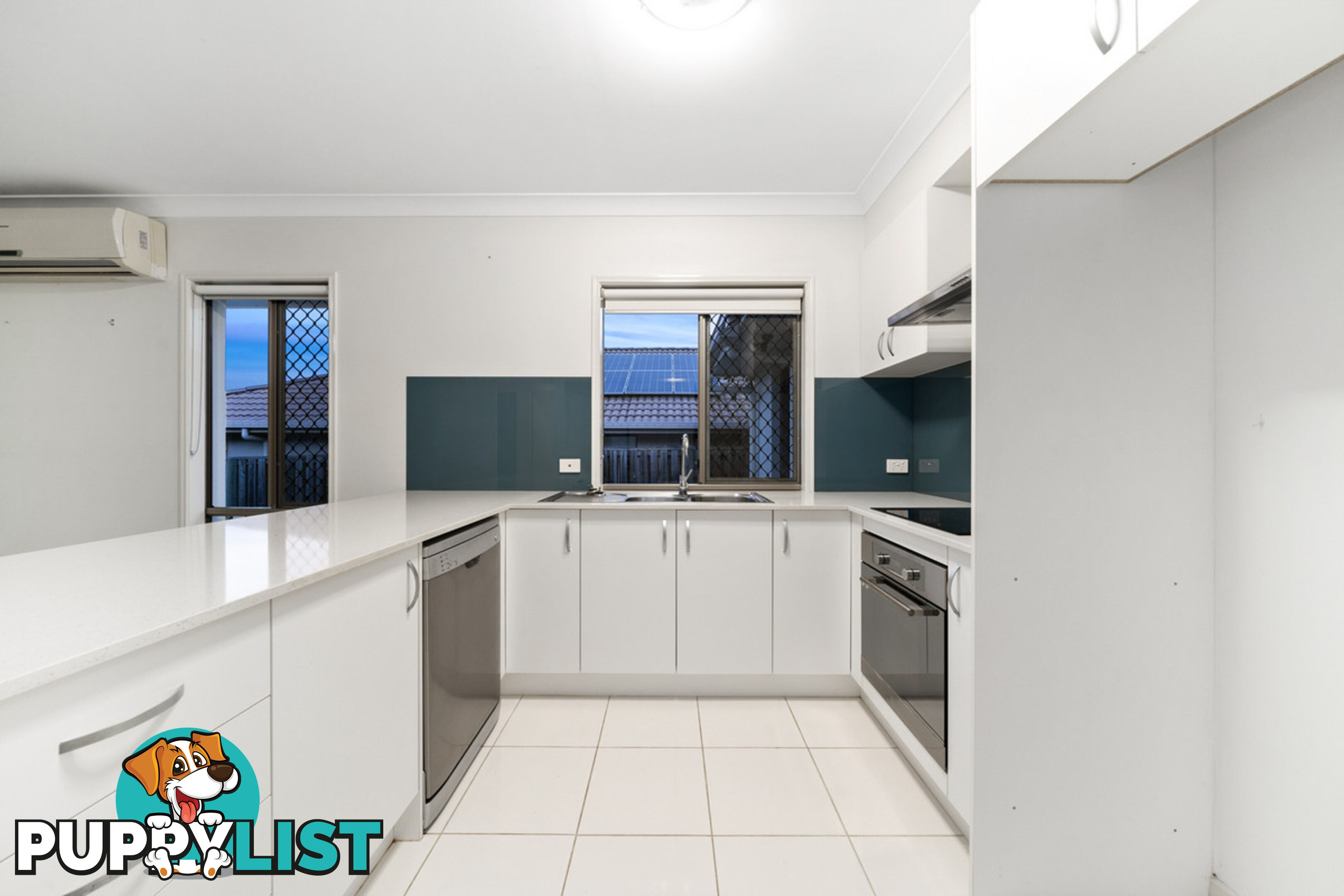 11 Isetta Court UPPER COOMERA QLD 4209