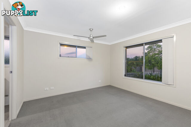 10 James Street PIMPAMA QLD 4209