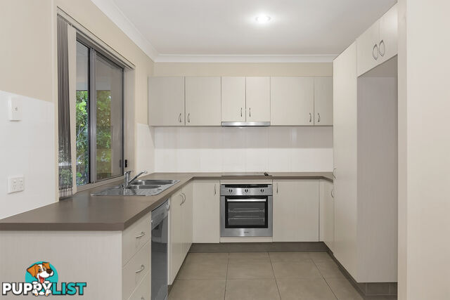 10 James Street PIMPAMA QLD 4209