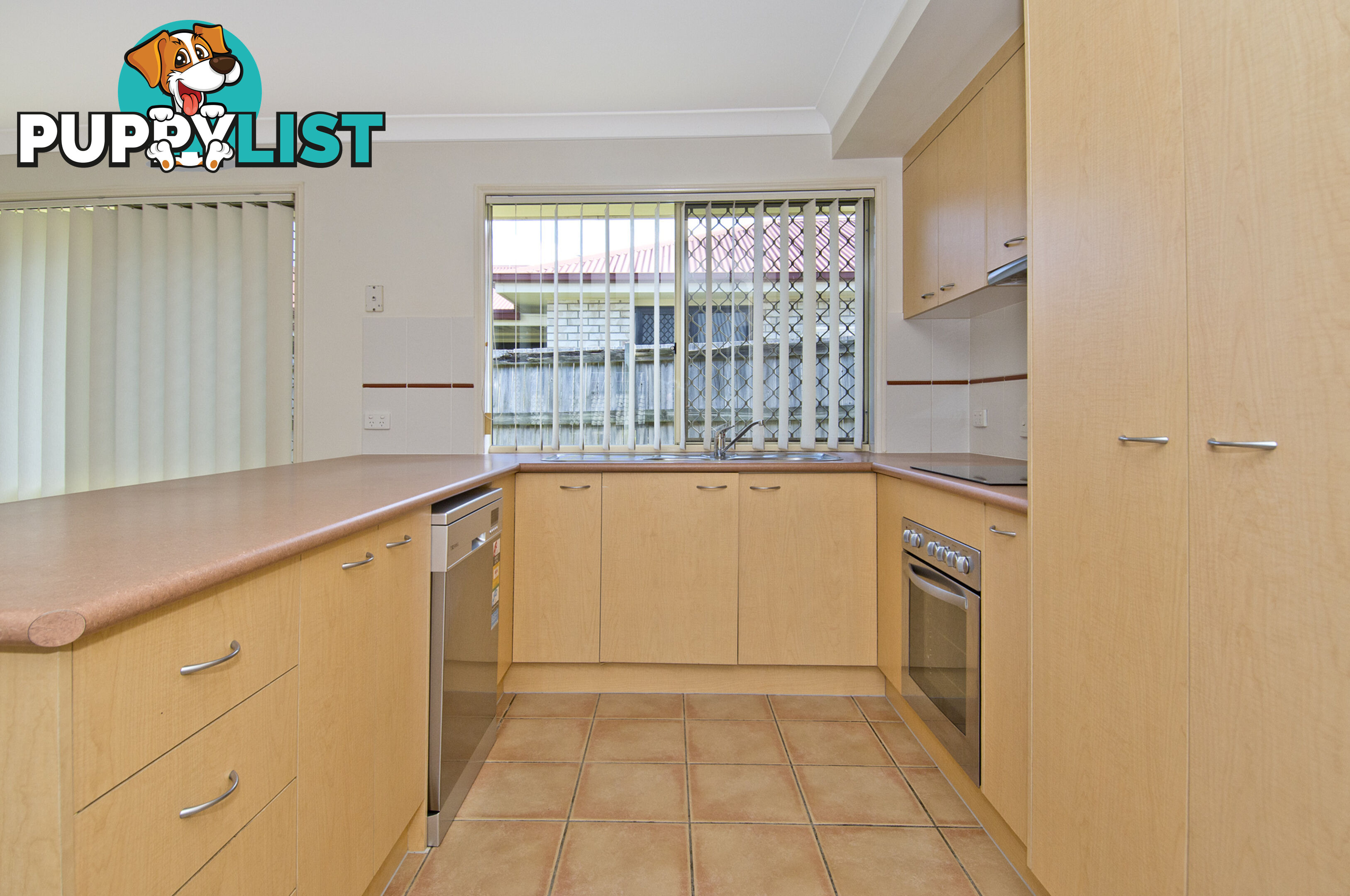 98 Billinghurst Crescent UPPER COOMERA QLD 4209