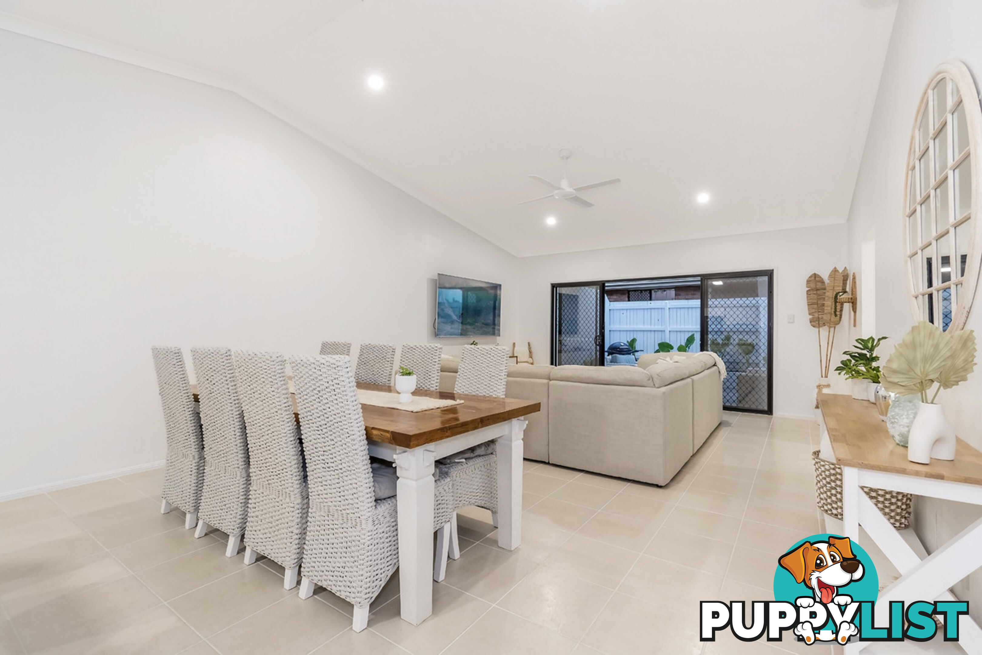 2/56 Freestone Drive UPPER COOMERA QLD 4209