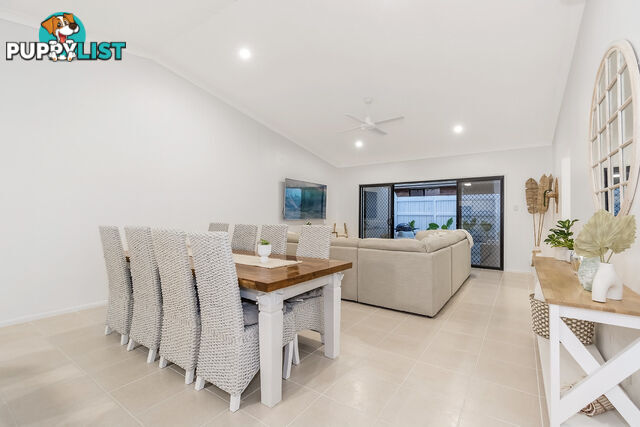 2/56 Freestone Drive UPPER COOMERA QLD 4209