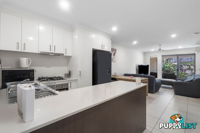 1/14 & 2/14 Aspect Street PIMPAMA QLD 4209