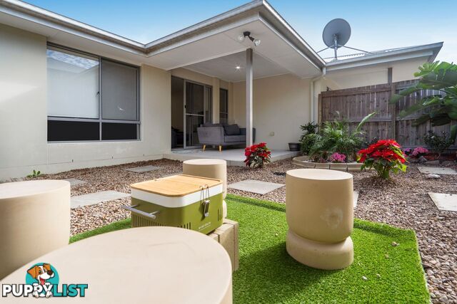 1/14 & 2/14 Aspect Street PIMPAMA QLD 4209