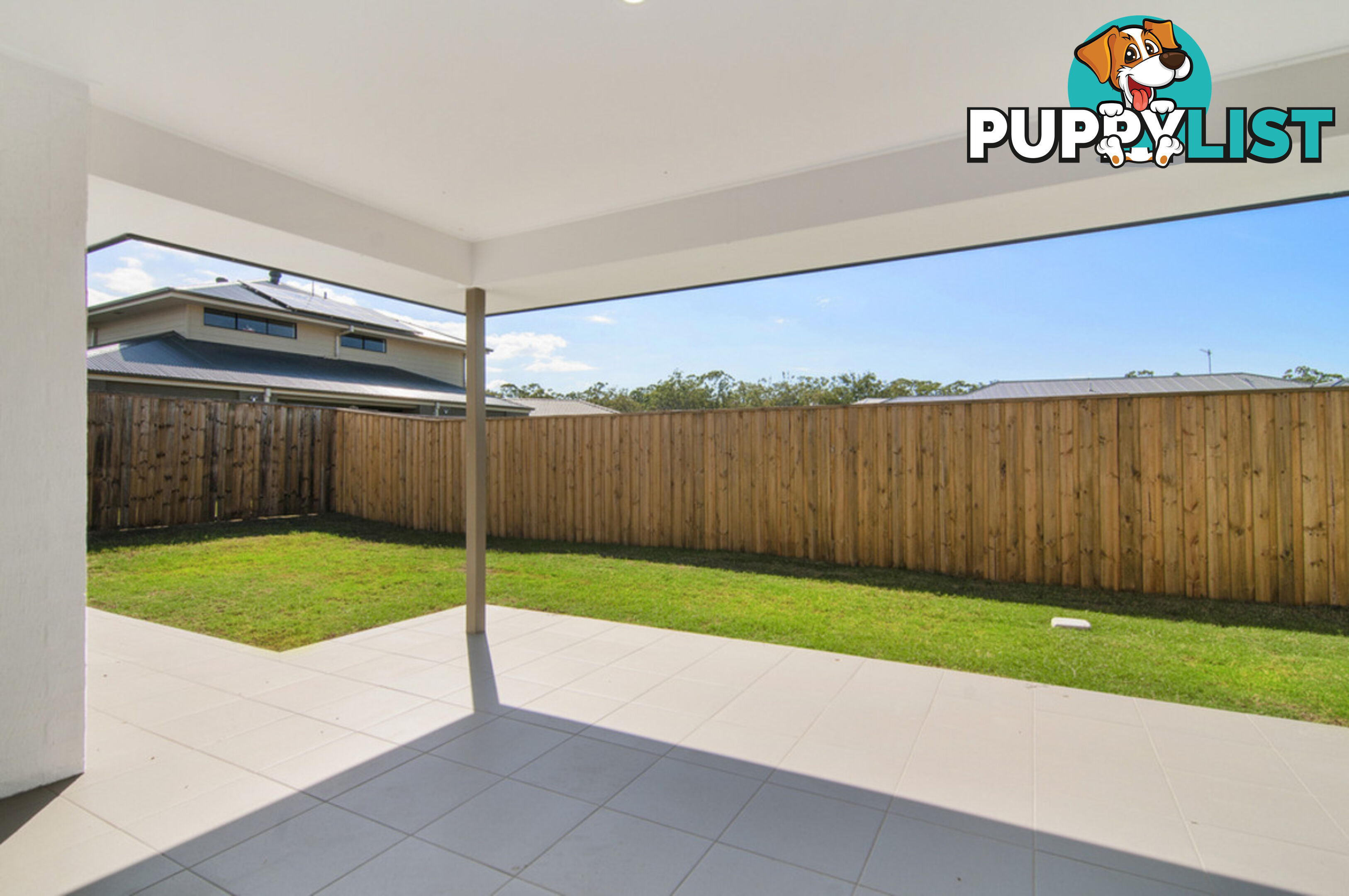 62 Azure Way PIMPAMA QLD 4209