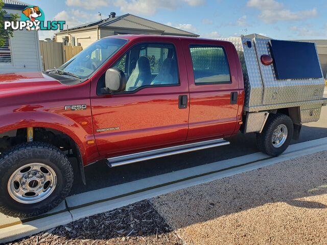 Ford F250 XLT Crew Cab Automatic