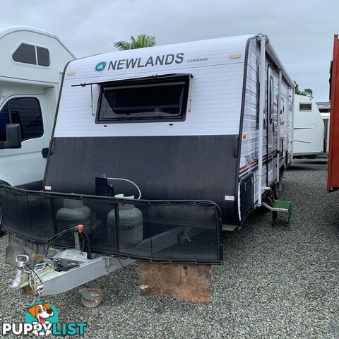 (On-Site) Newlands Tourister 3-Bunk Family Van