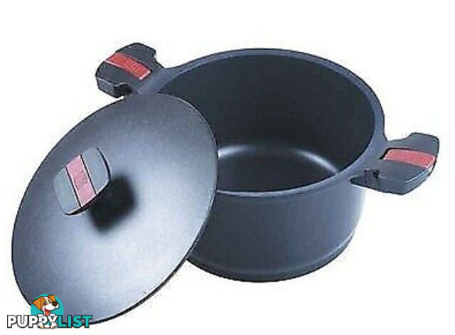 OZTRAIL 28CM CASSEROLE DISH & LID (ON SPECIAL)