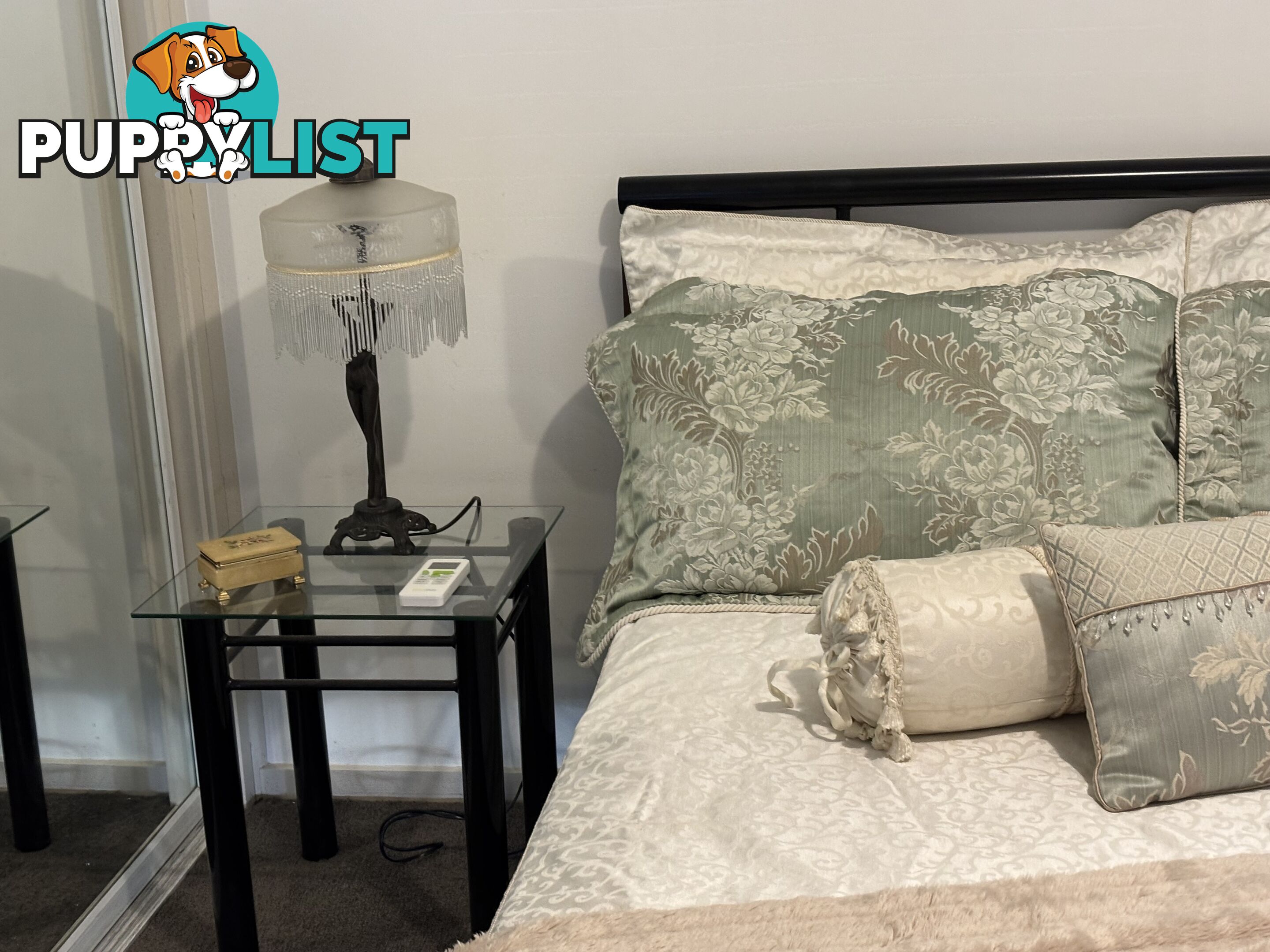 DOUBLE BED BLACK METAL AND TIMBER FRAME