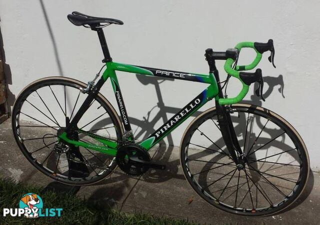 Pinarello Prince! M/L. Record 10s! Ksyrium SL! Awesome!