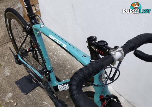 Bianchi Sempre Pro. M. Dura Ace 10s. Carbon Clinchers!