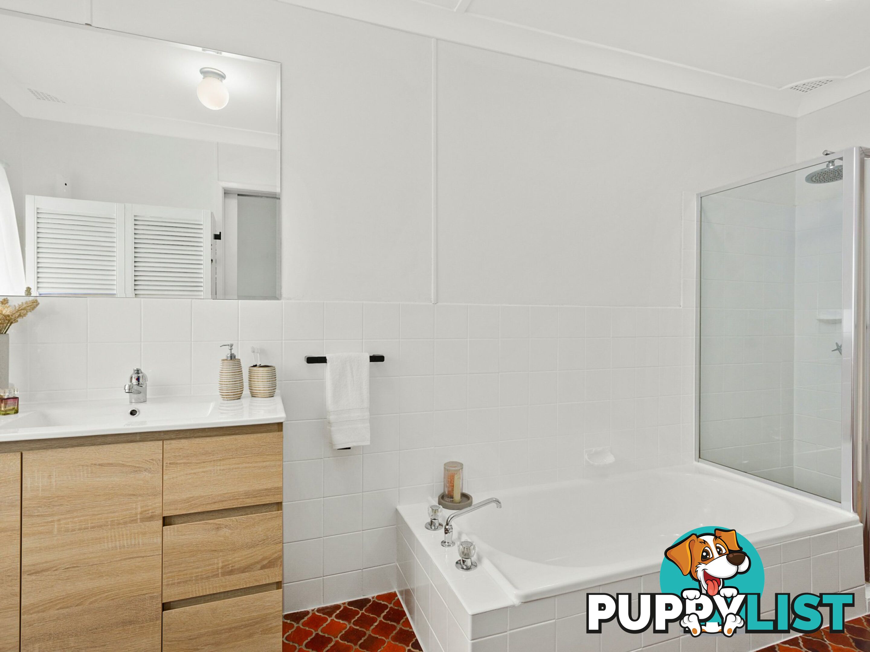 15 Shauna Crescent MOUNT KEIRA NSW 2500