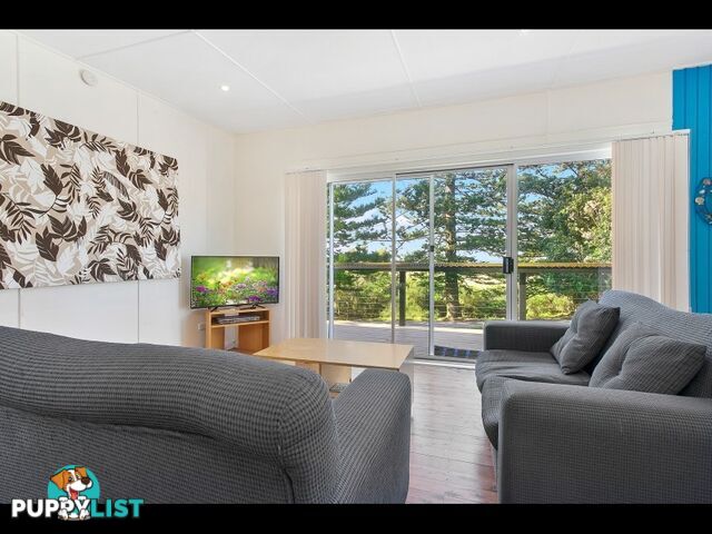 HQ2 7 CHAUVEL CRESCENT Tuross Head, NSW 2537