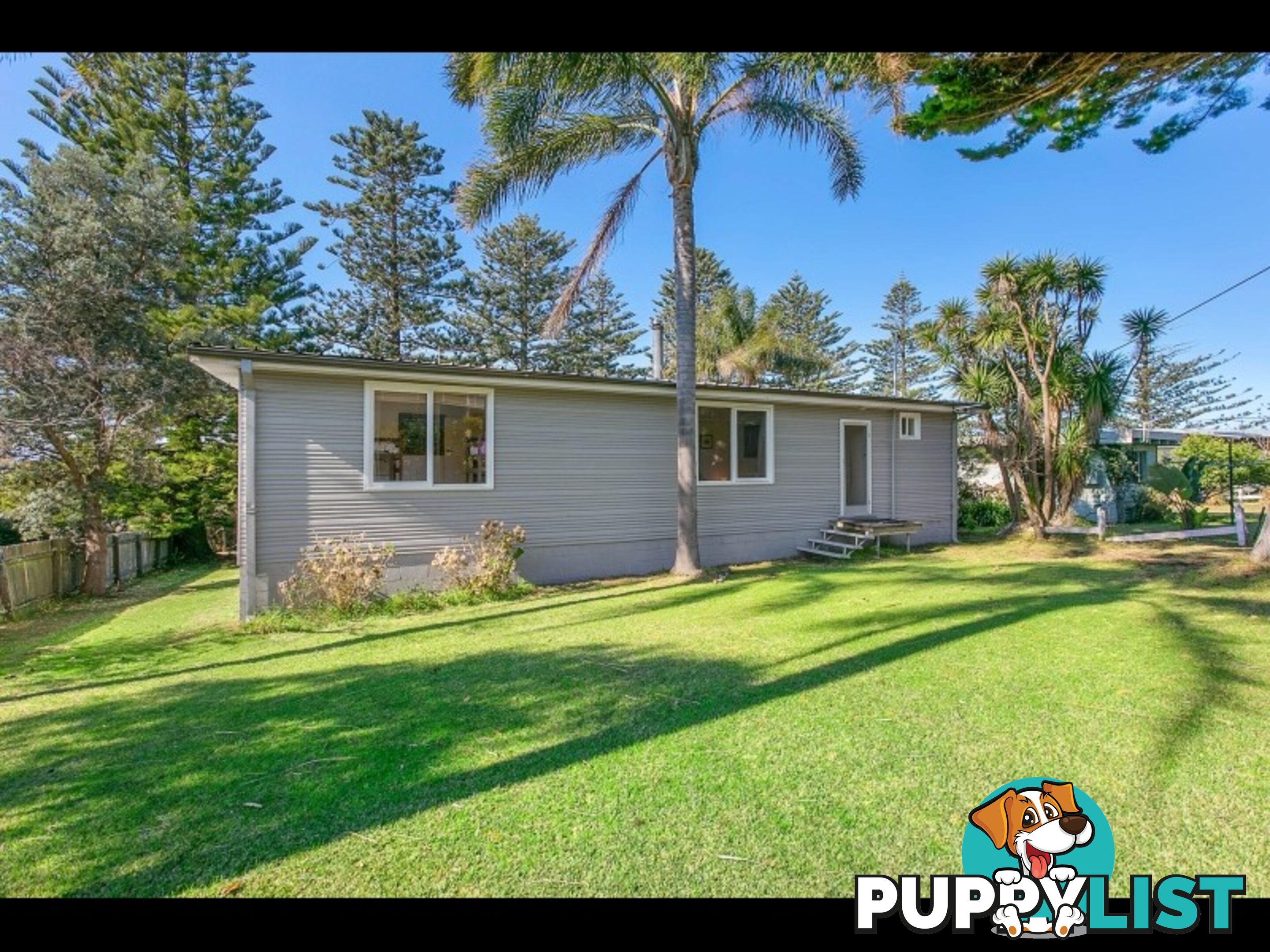 HQ2 7 CHAUVEL CRESCENT Tuross Head, NSW 2537