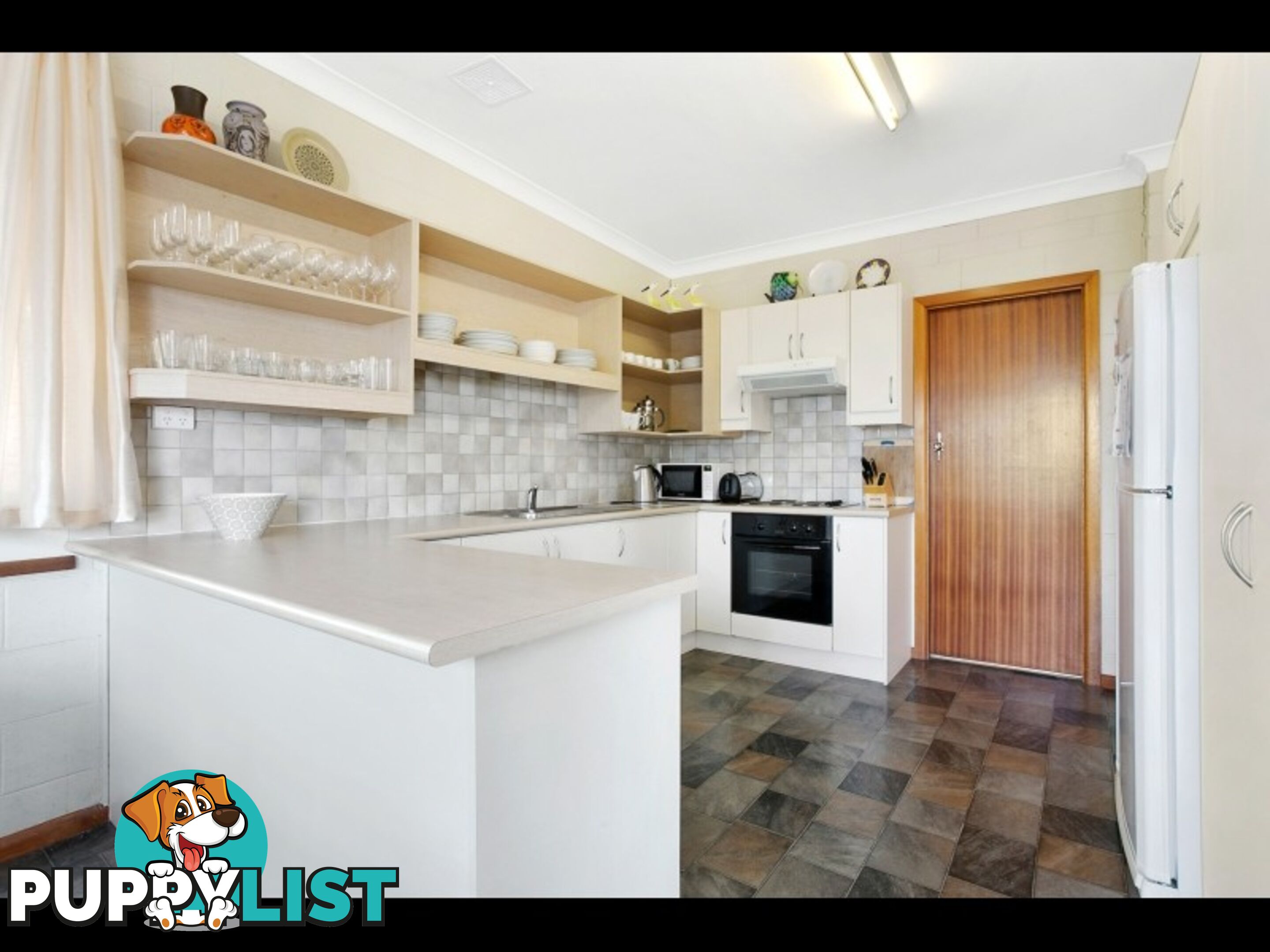 BINGI BUNGALOW 9 CHAUVEL CRESCENT Tuross Head, NSW 2537