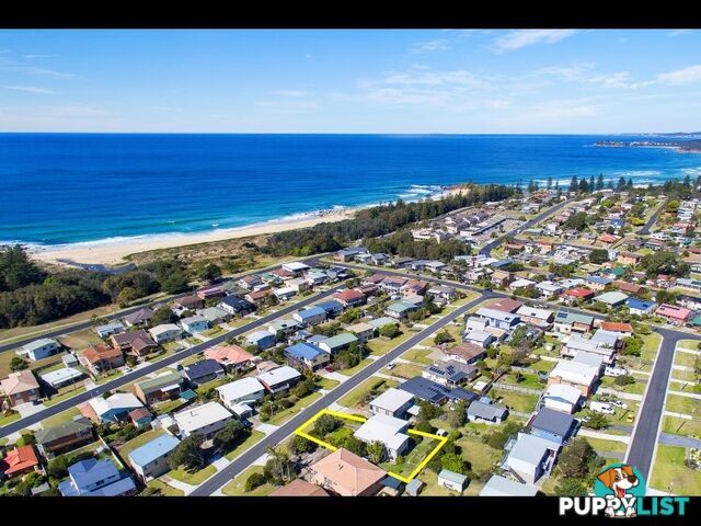 SHELL BEACH HOUSE 13 SHELL STREET Tuross Head, NSW 2537