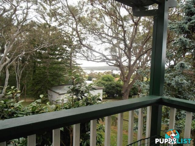 CHATHAM COTTAGE - PET FRIENDLY 64 TRAFALGAR ROAD Tuross Head, NSW 2537