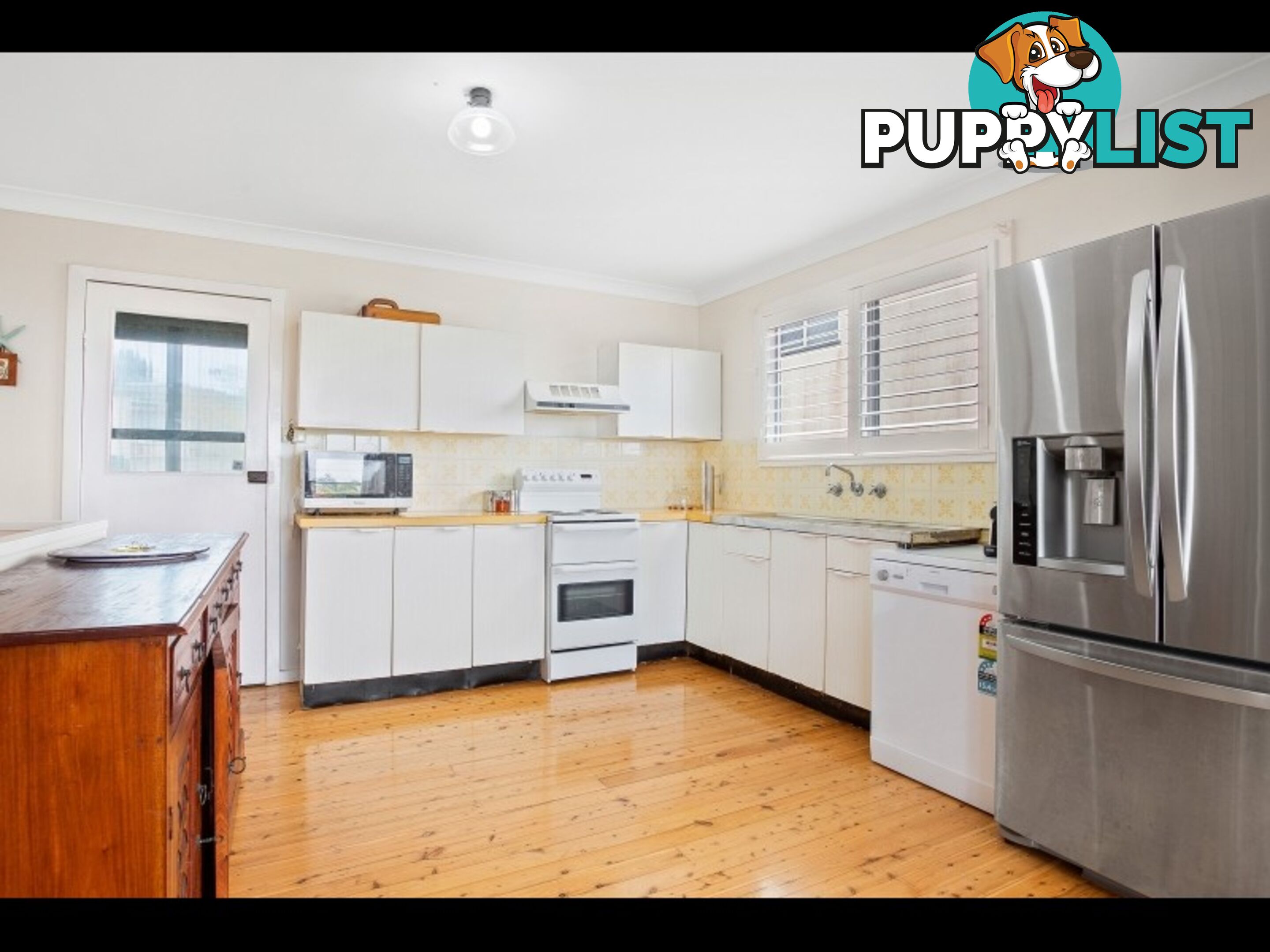 WHISPERING PINES 21 SURF STREET Tuross Head, NSW 2537