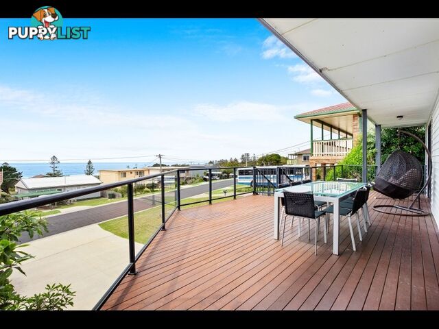 WHISPERING PINES 21 SURF STREET Tuross Head, NSW 2537