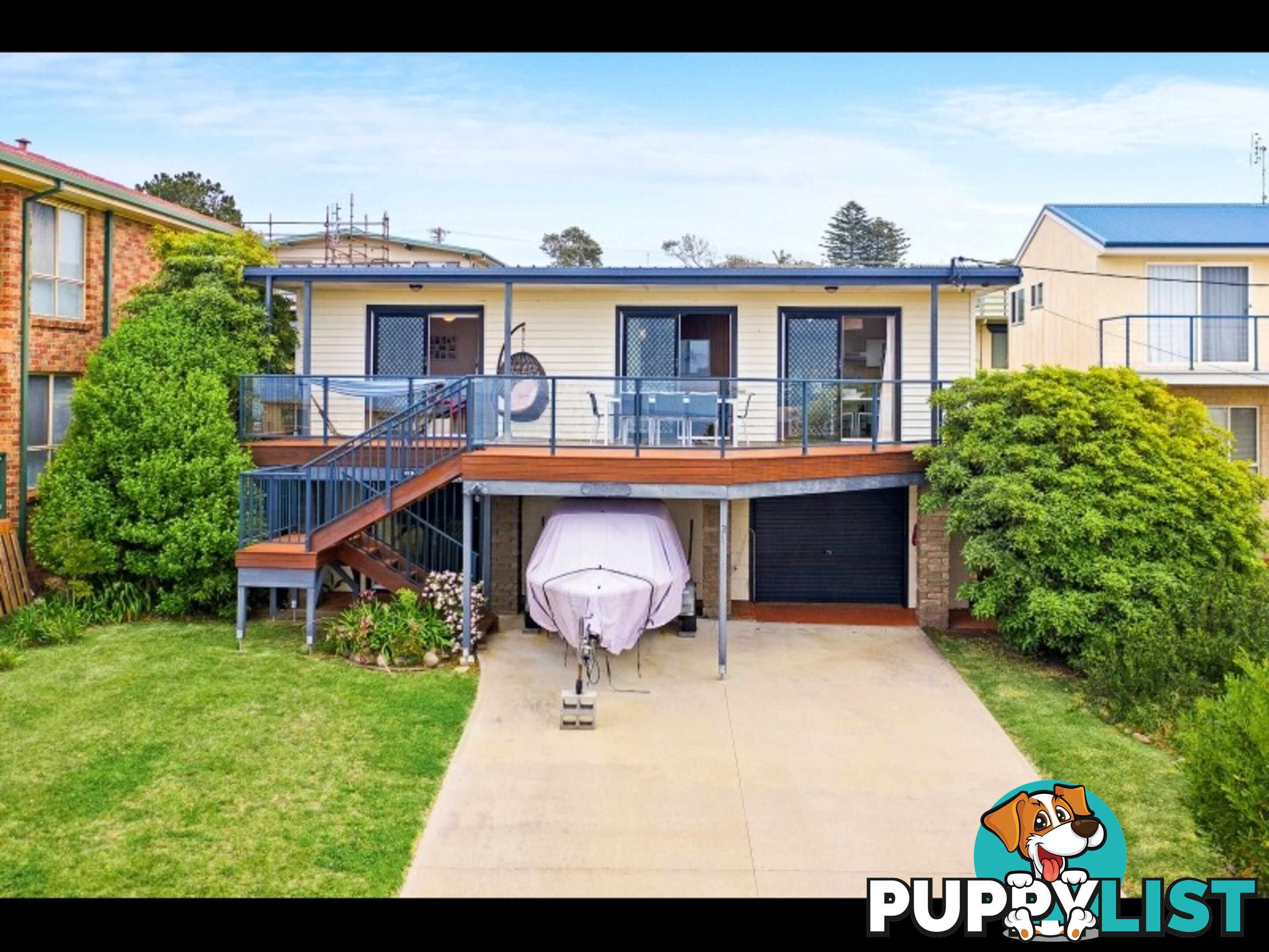 WHISPERING PINES 21 SURF STREET Tuross Head, NSW 2537