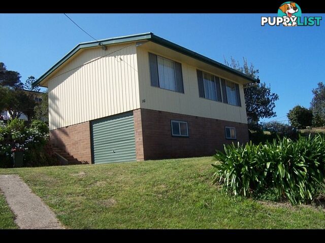 NUPIER HOUSE 8 CLIVE COURT Tuross Head, NSW 2537