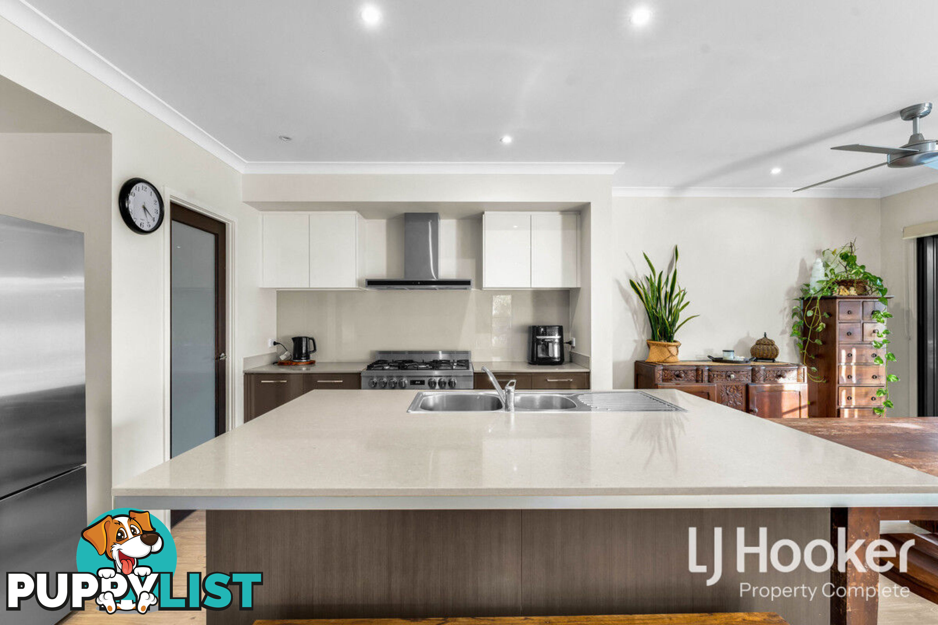 23 Blossom Street YARRABILBA QLD 4207