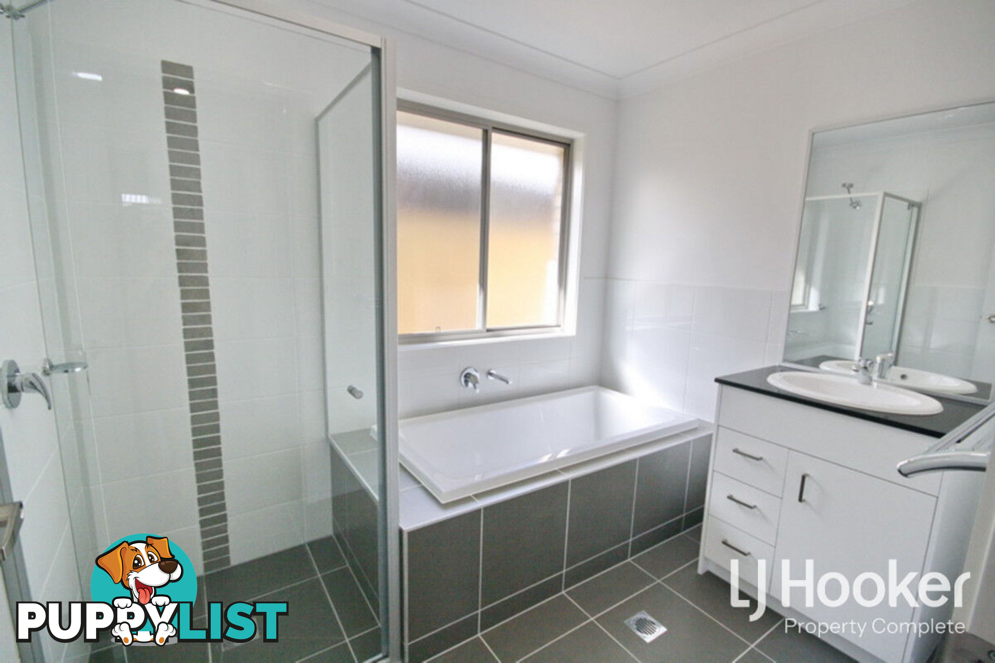42 Cambridge Circuit YARRABILBA QLD 4207