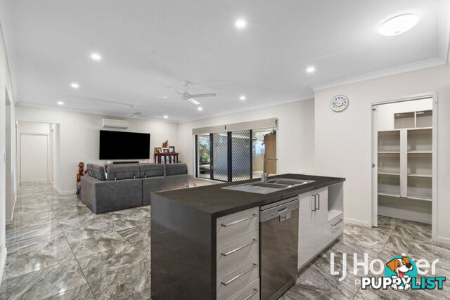115-119 Munroe Drive WOODHILL QLD 4285